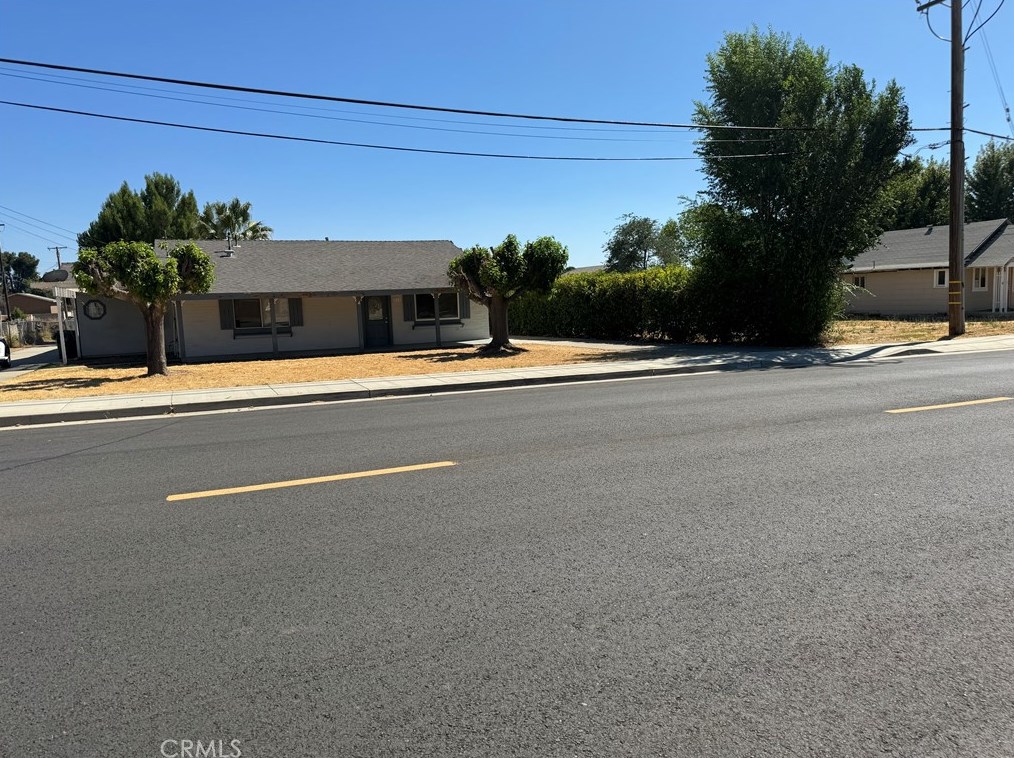 713 715 E 12th St, Beaumont, CA 92223