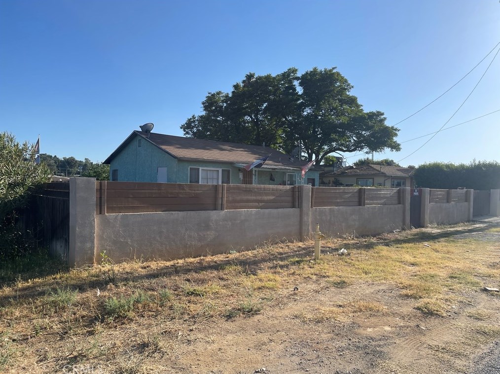 31739 Avenue, Yucaipa, CA 92399-1667