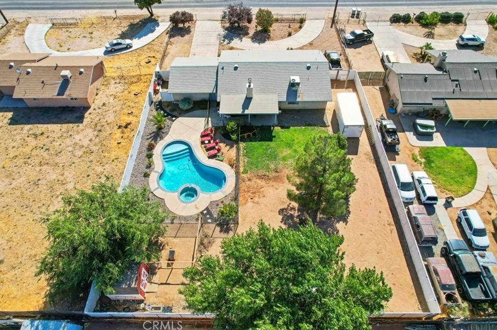 7946 Cottonwood Ave, Hesperia CA  92345-4213 exterior