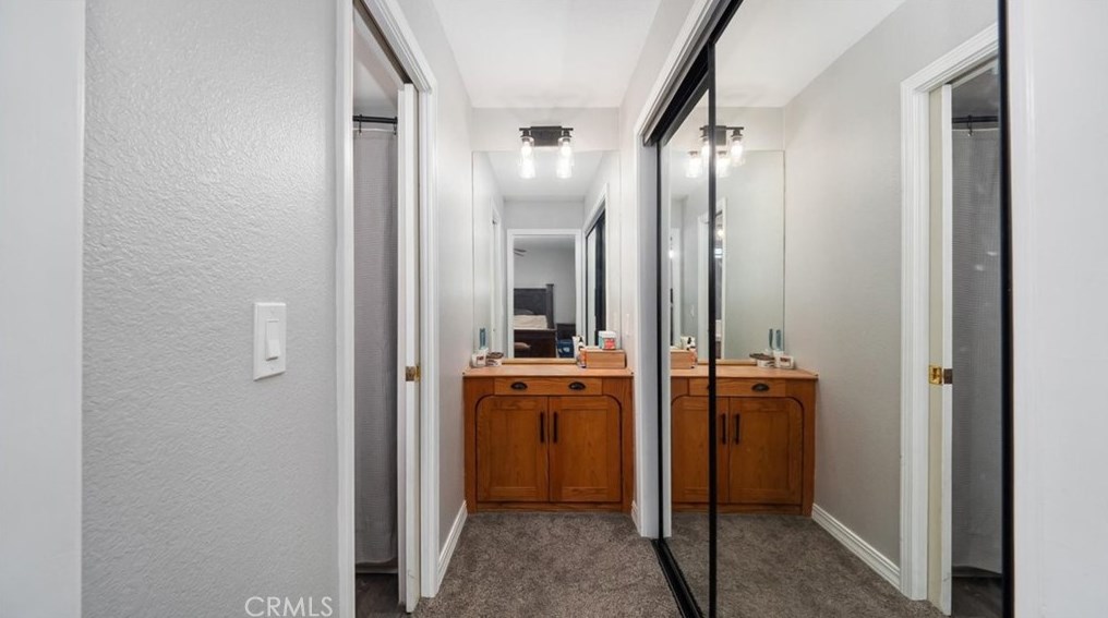 7946 Cottonwood Ave, Hesperia CA  92345-4213 exterior