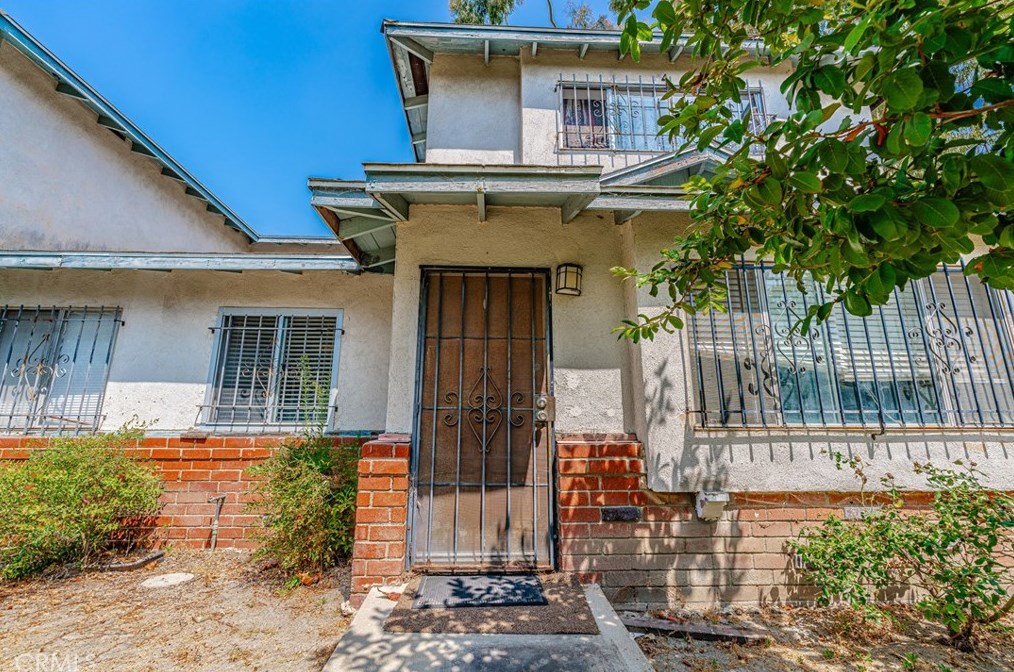 11 Hickock Ln, Long Beach, CA 90745