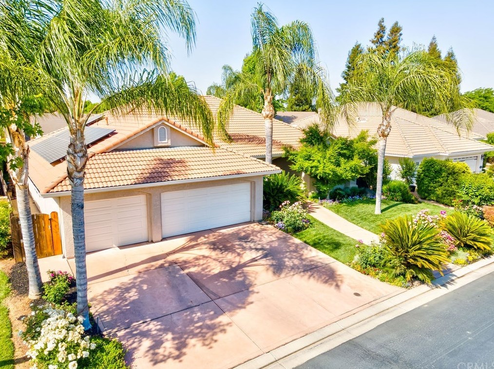 2051 Robin Hood Ln, Merced, CA 95340-0753