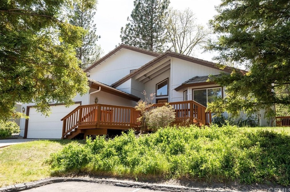 40309 Rd 222, Bass Lake, CA 93604