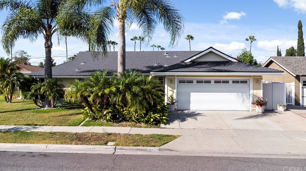 964 Magellan St, Costa Mesa, CA 92626-5840