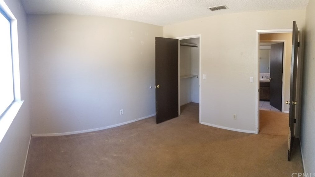 49702 Road 427, Oakhurst CA  93644-9514 exterior