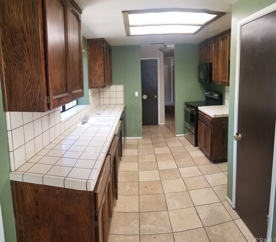 49702 Road 427, Oakhurst CA  93644-9514 exterior