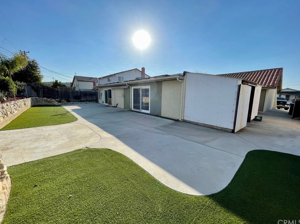 129 Auriga Ave, Lompoc CA 93436-1216 exterior