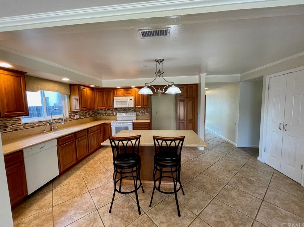 129 Auriga Ave, Lompoc CA 93436-1216 exterior