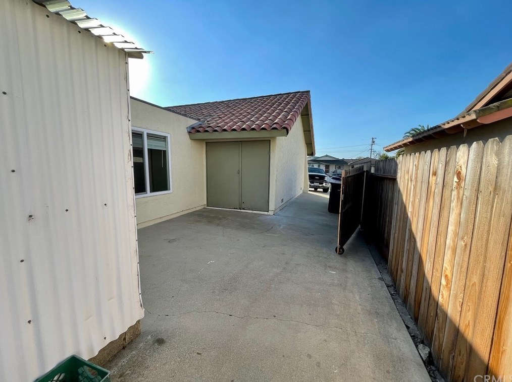 129 Auriga Ave, Lompoc CA 93436-1216 exterior