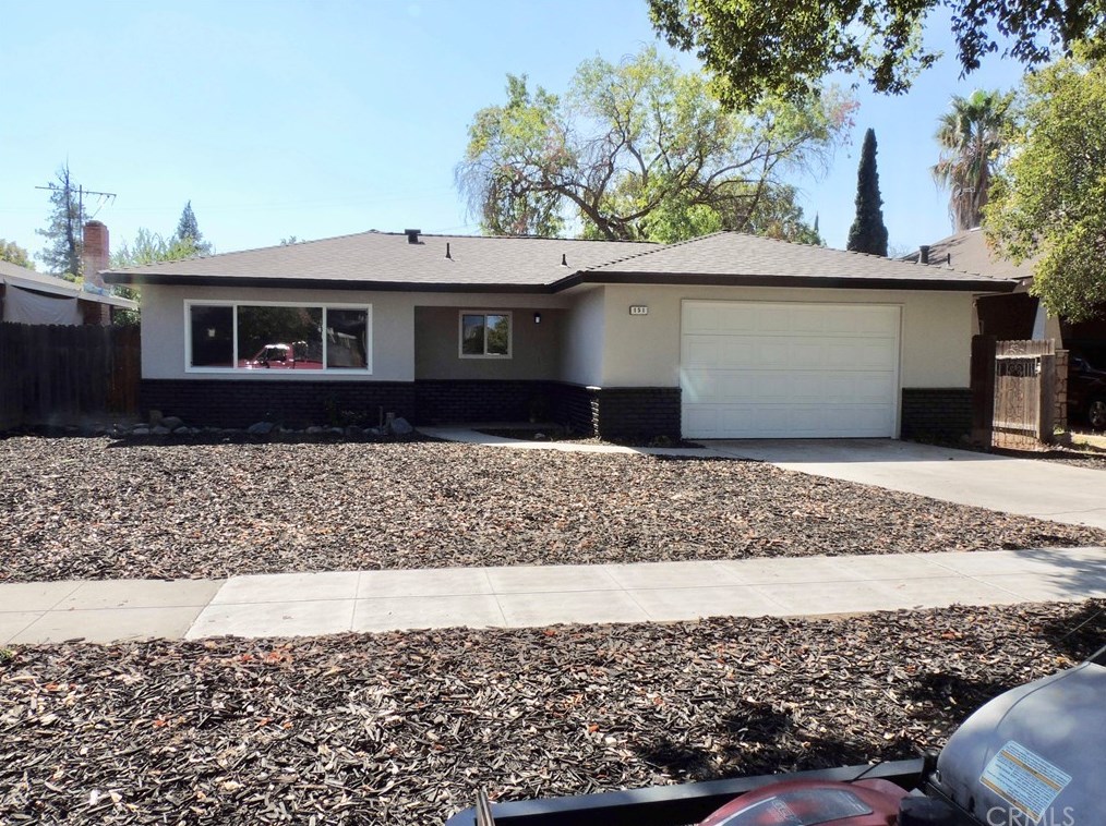 151 W Vassar Ave, Fresno, CA 93705