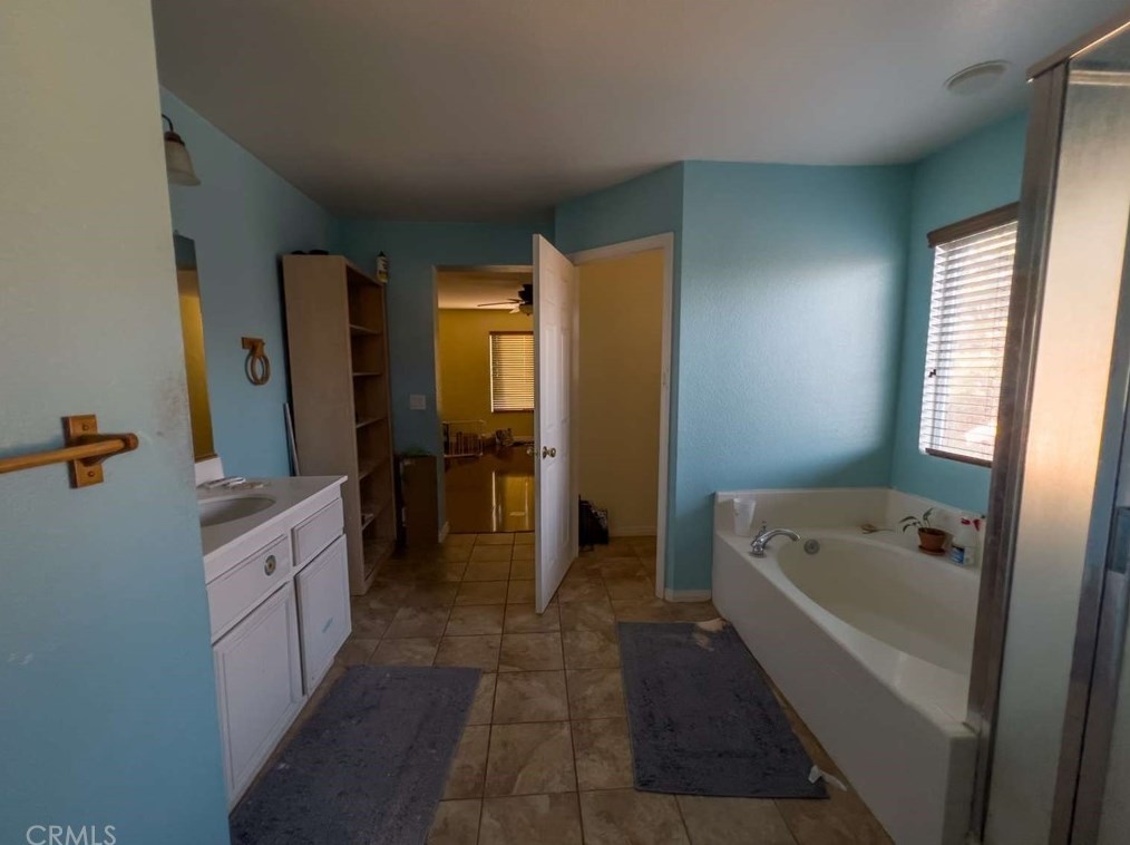 177 Ropango Way, Hemet, CA 92545-9194