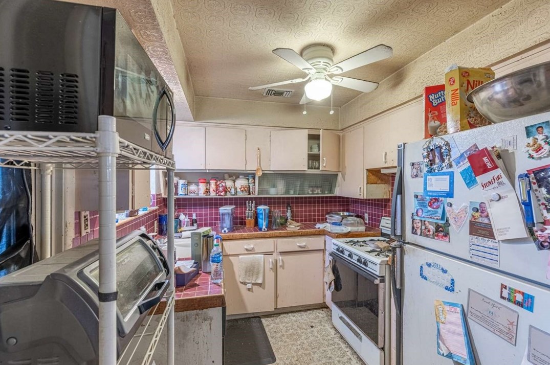 1527 S Mayflower Ave, Monrovia, CA 91016