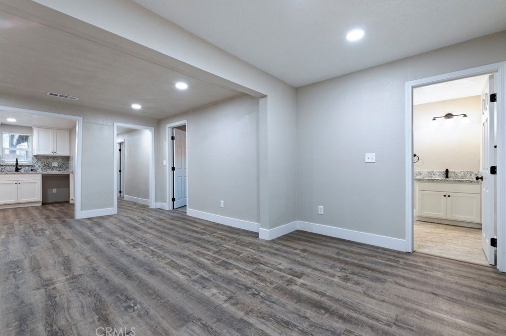 2338 E Webster Ave, Fresno, CA 93701