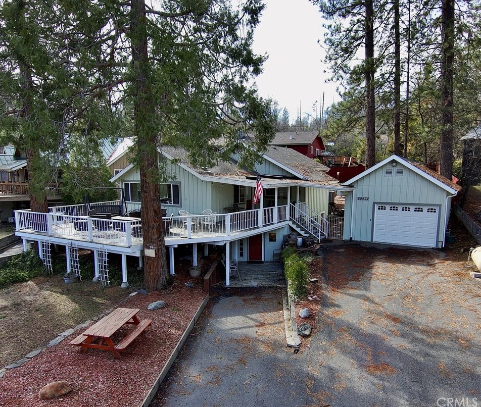 40432 Rd 222, Bass Lake, CA 93604