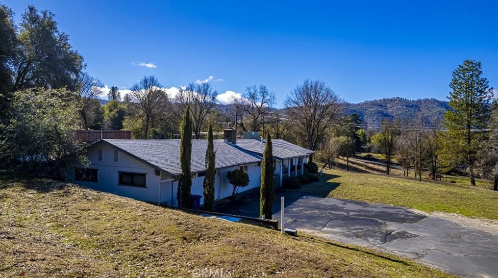 41210 Pamela Way, Oakhurst, CA 93644-9598