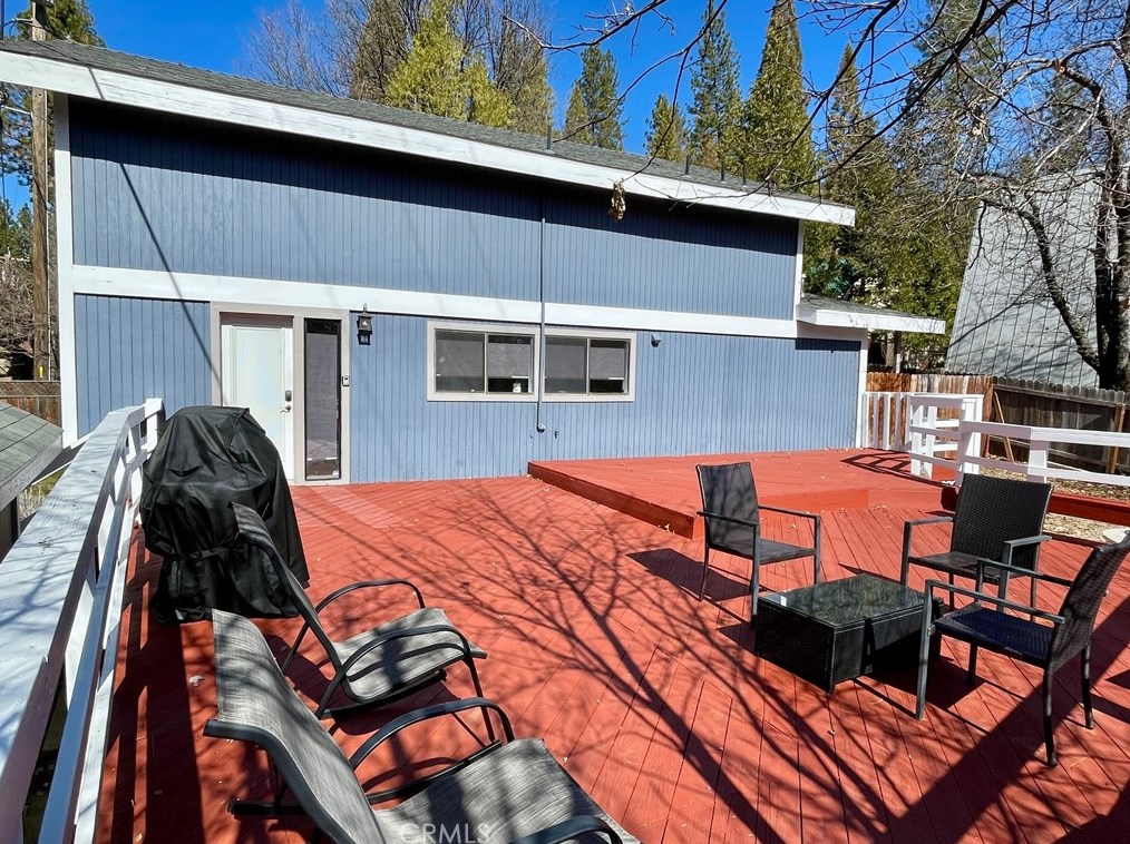 40389 Rd 331, Bass Lake, CA 93604