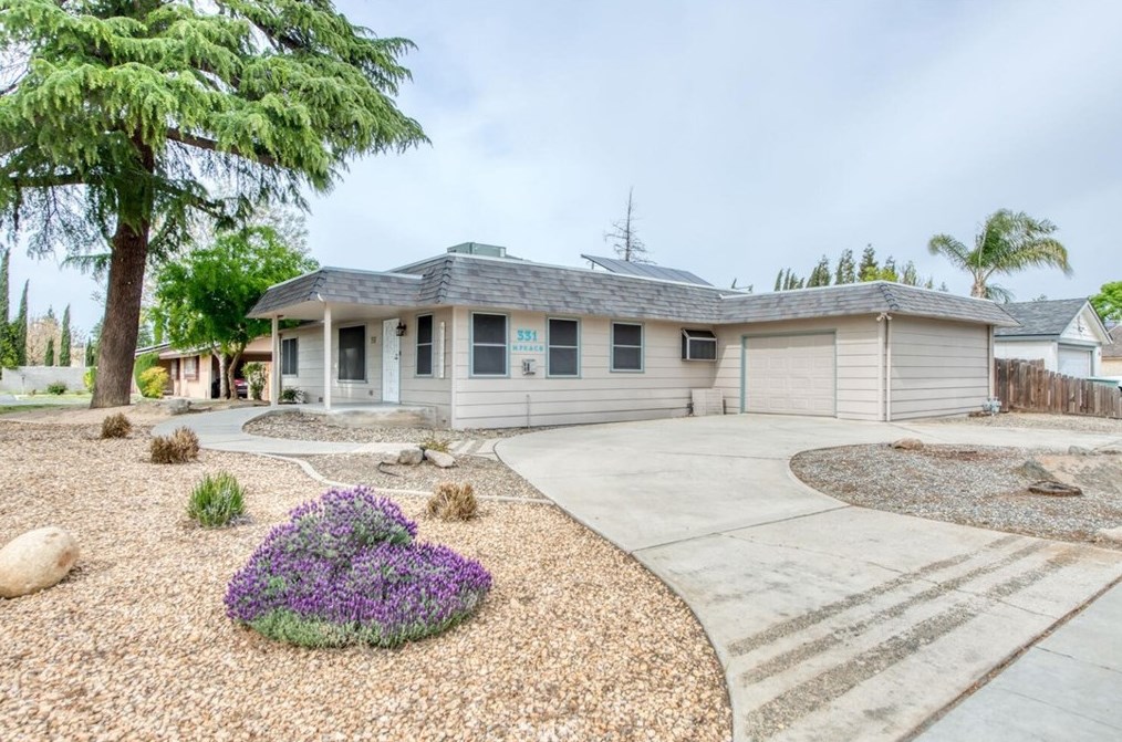 331 N Peach Ave, Clovis, CA 93612