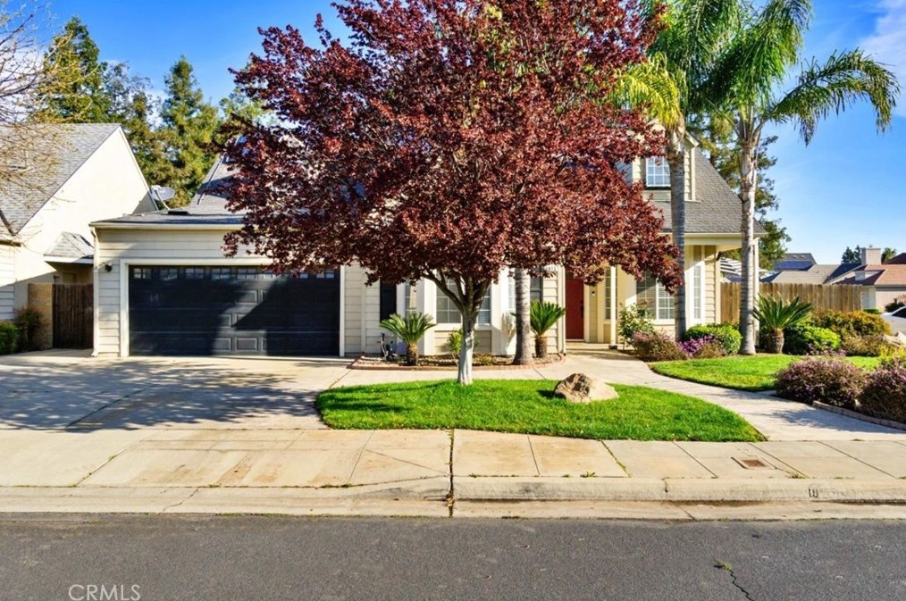 1973 Menlo Ave, Clovis, CA 93611