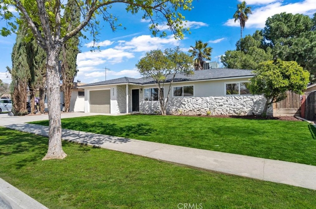 4580 N Woodson Ave, Fresno, CA 93705