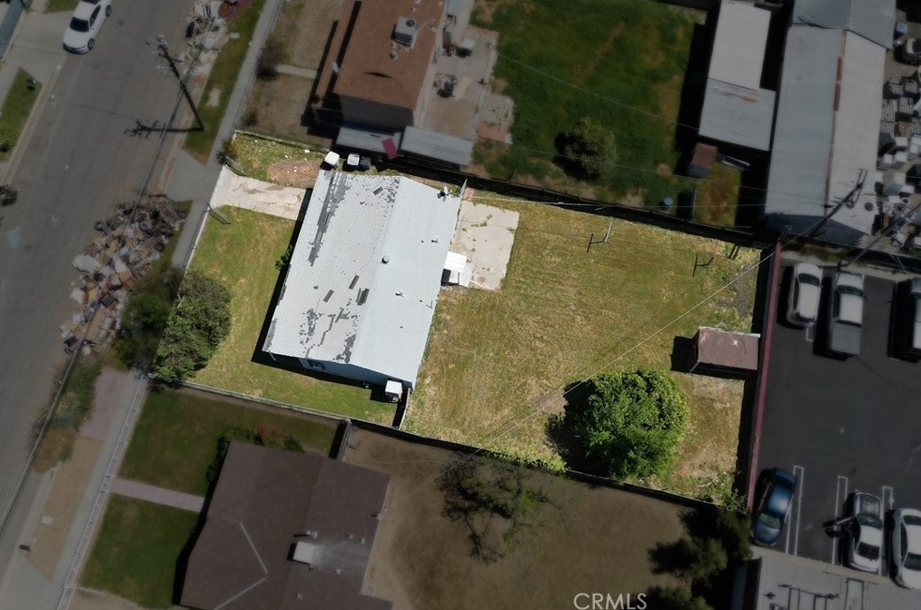4718 E White Ave, Fresno, CA 93702