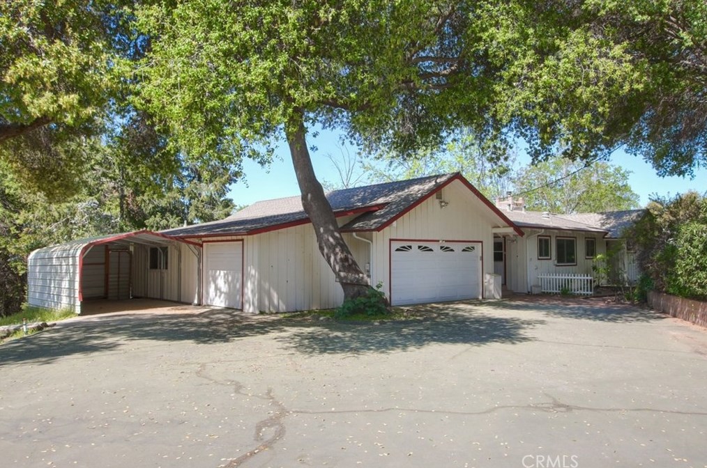 40942 Rd 425a, Oakhurst, CA 93644