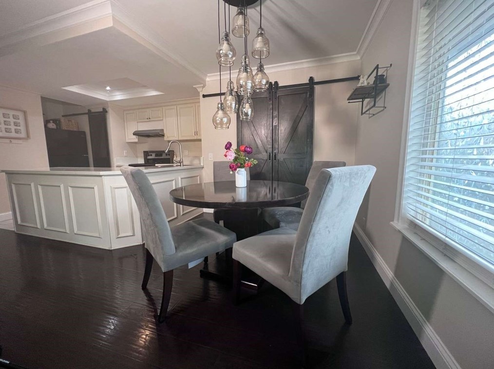 2181 Poppy Dr, Tustin, CA 92780