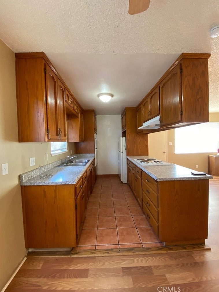 4989 N Holt Ave #204, Fresno, CA 93705