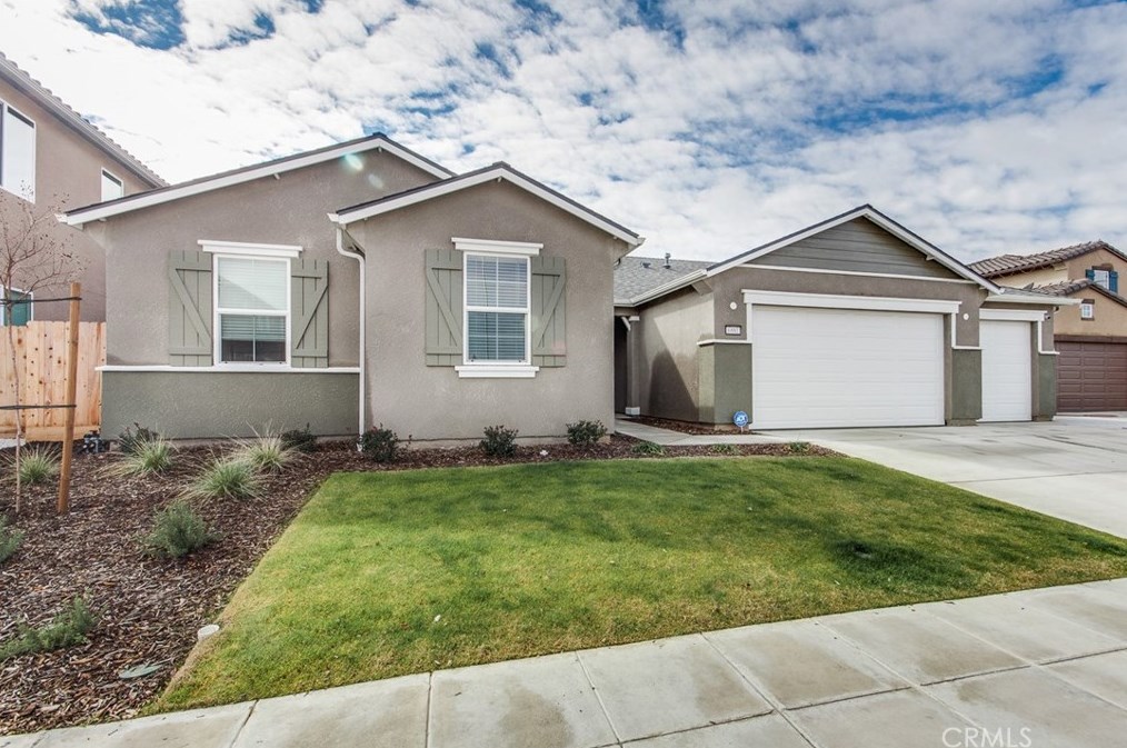6881 E Harvard Ave, Fresno, CA 93727
