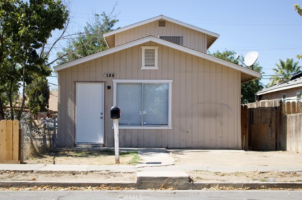 155 Buchanan St, Coalinga, CA 93210-1508