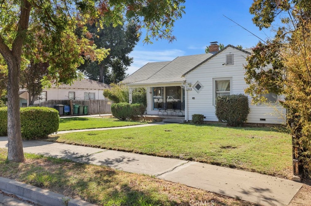 1015 S School St, Lodi, CA 95240