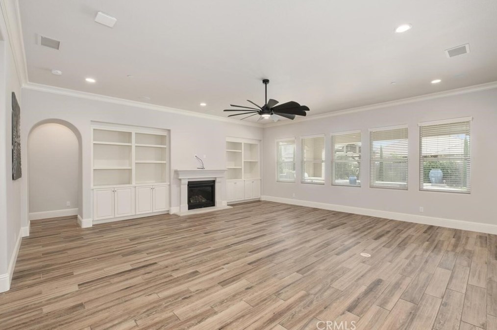 3234 Quincy Ave, Clovis, CA 93619