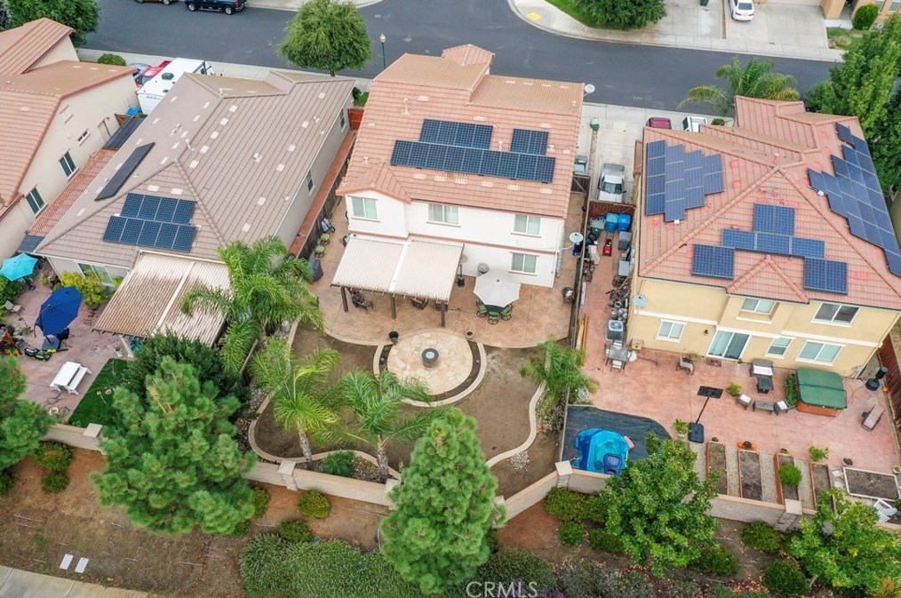 561 Canterbury Cir, Vacaville, CA 95687