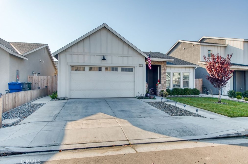 6155 E Inyo St, Fresno, CA 93727