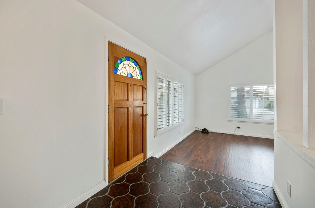 18839 Stefani Ave, Artesia CA  90703-8440 exterior