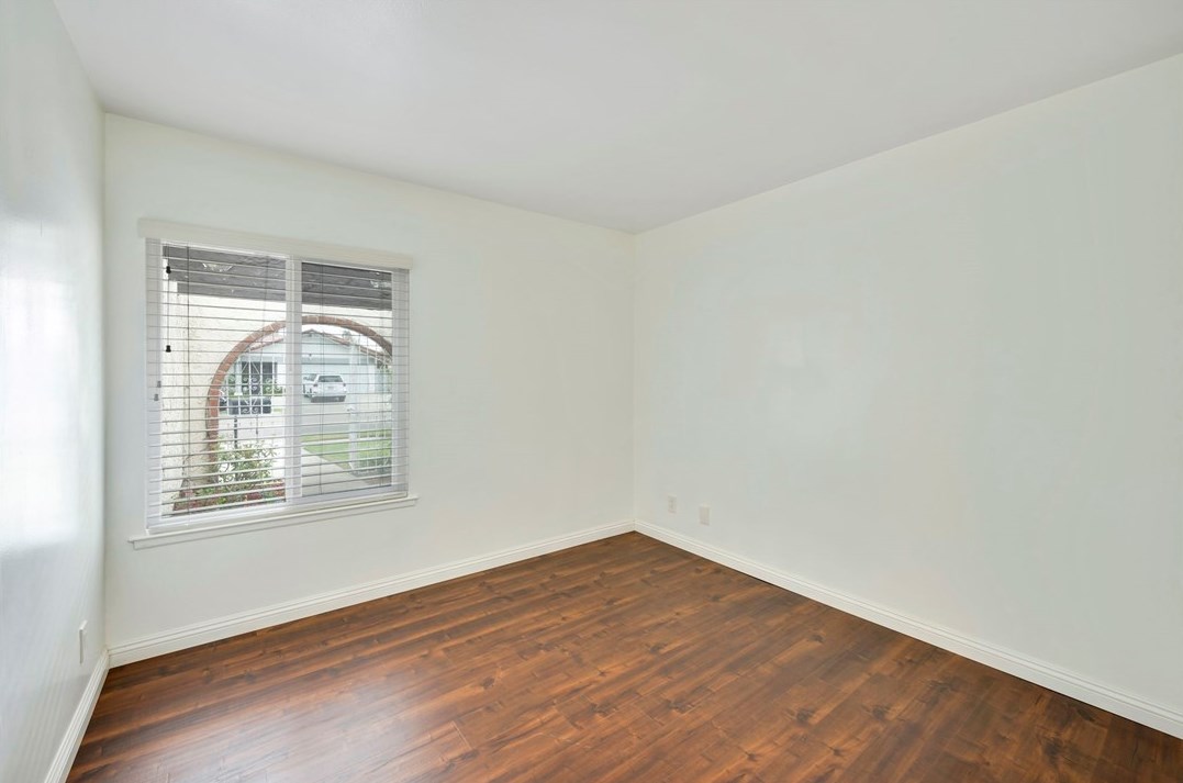 18839 Stefani Ave, Artesia CA  90703-8440 exterior