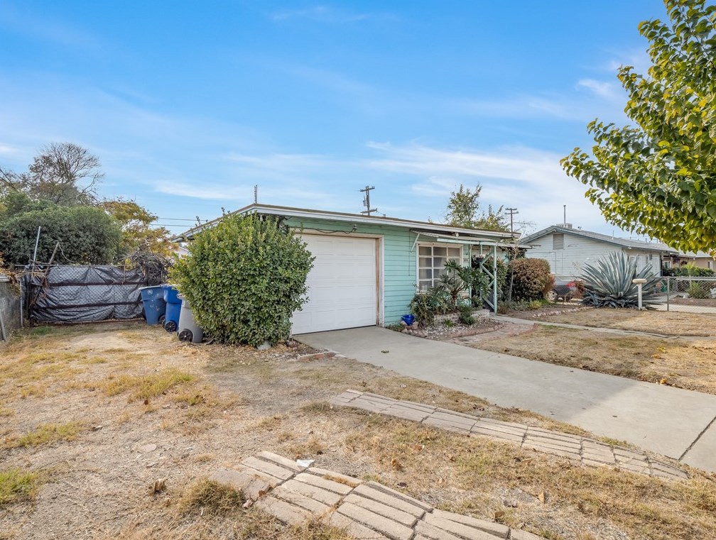 4322 E Church Ave, Fresno, CA 93725