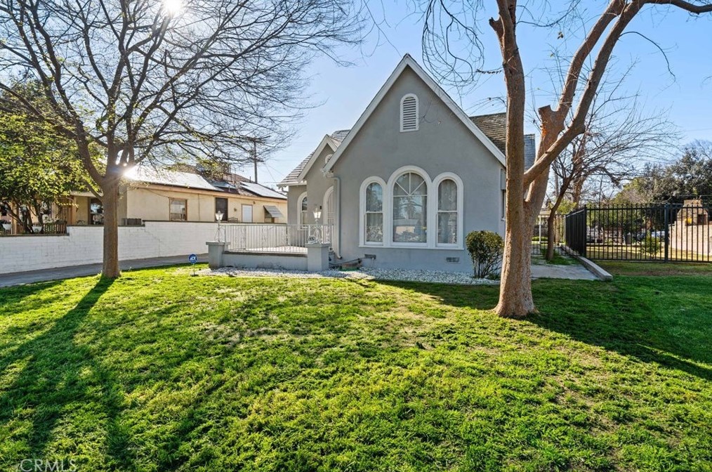 1532 E Olive Ave, Fresno, CA 93728