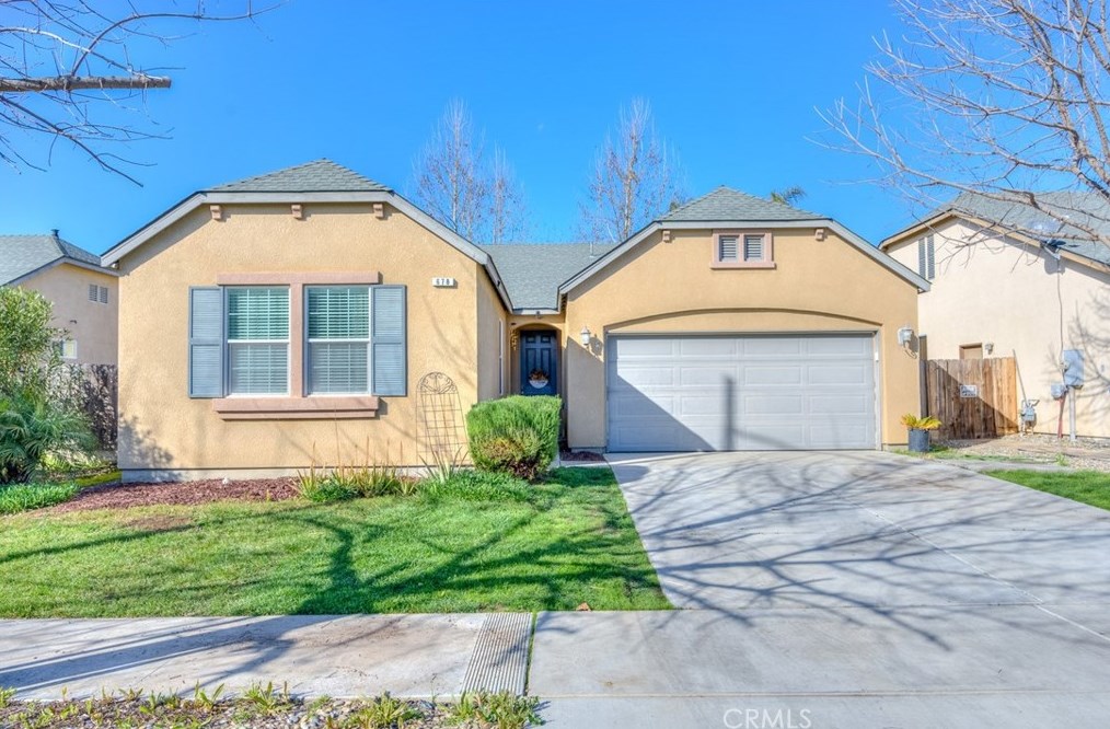 678 Firenze St, Lemoore, CA 93245