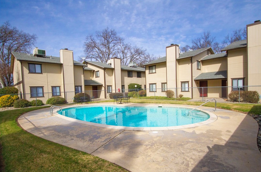 49400 River Park Rd #36, Oakhurst, CA 93644