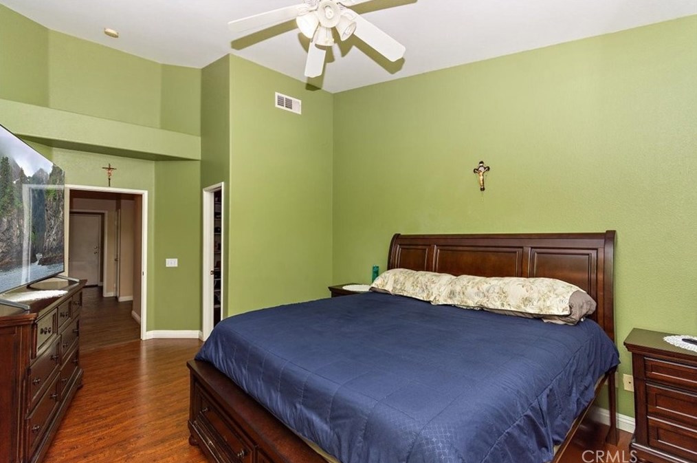 969 Banbury Dr, Hemet CA  92544-1836 exterior