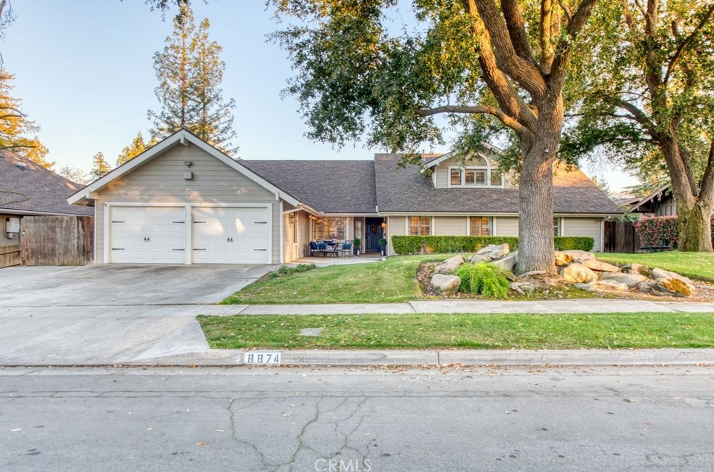 8874 Fuller Ave, Fresno CA  93720-1626 exterior
