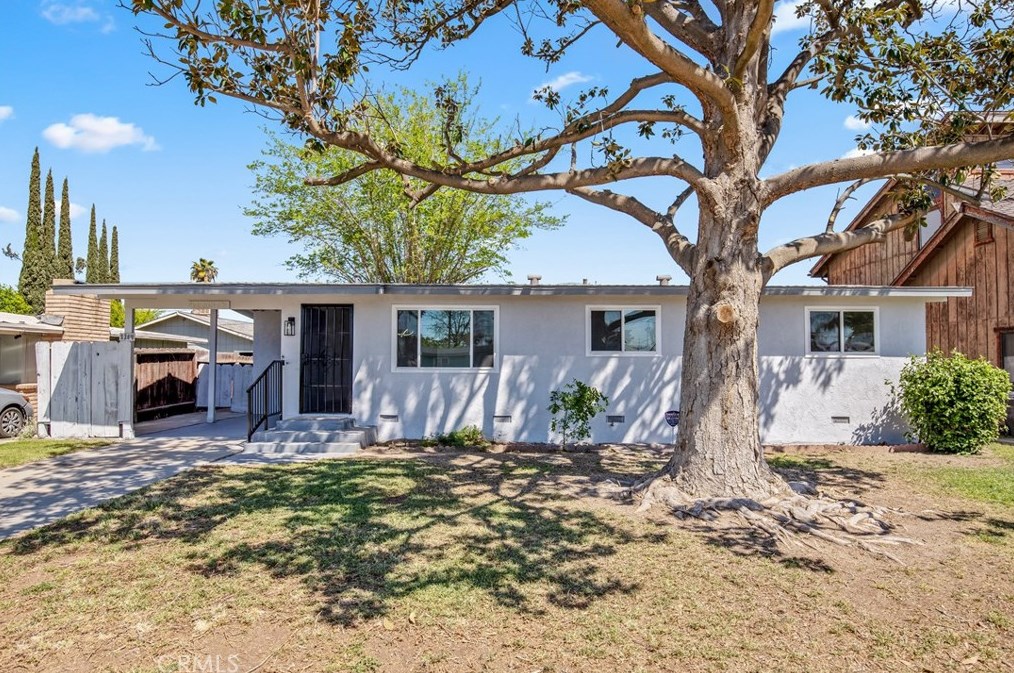 1304 Cardoso Ave, Corcoran, CA 93212-1806