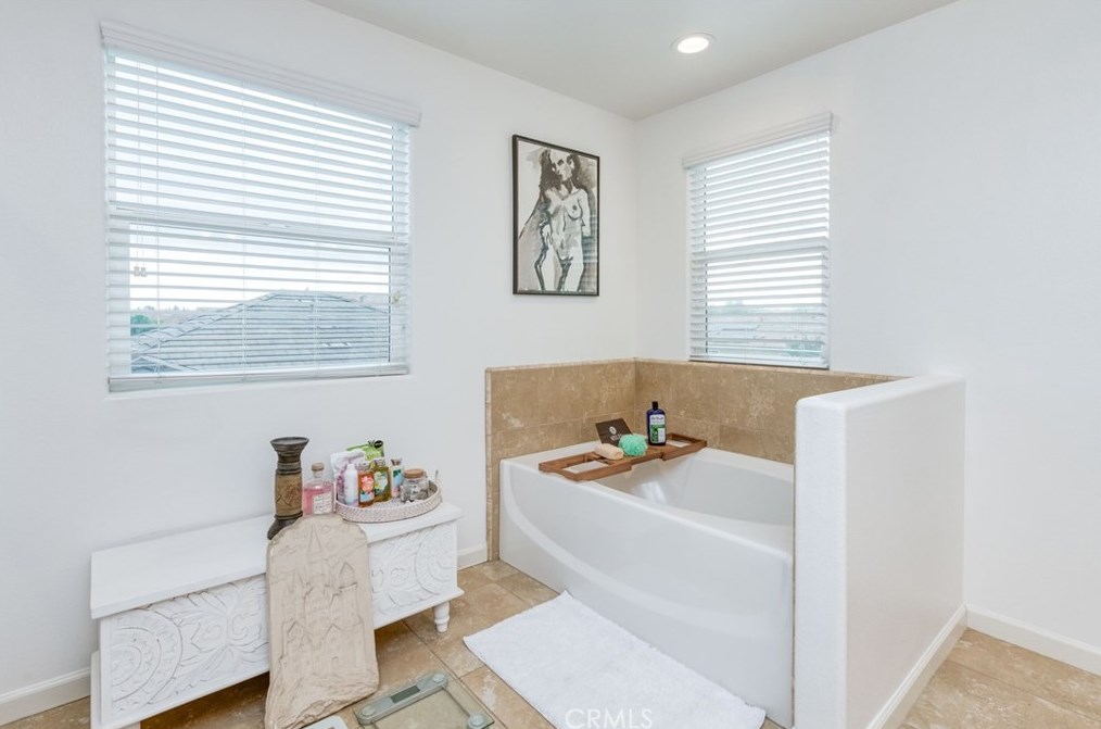 3856 Bellaire Ave, Clovis CA  93619 exterior