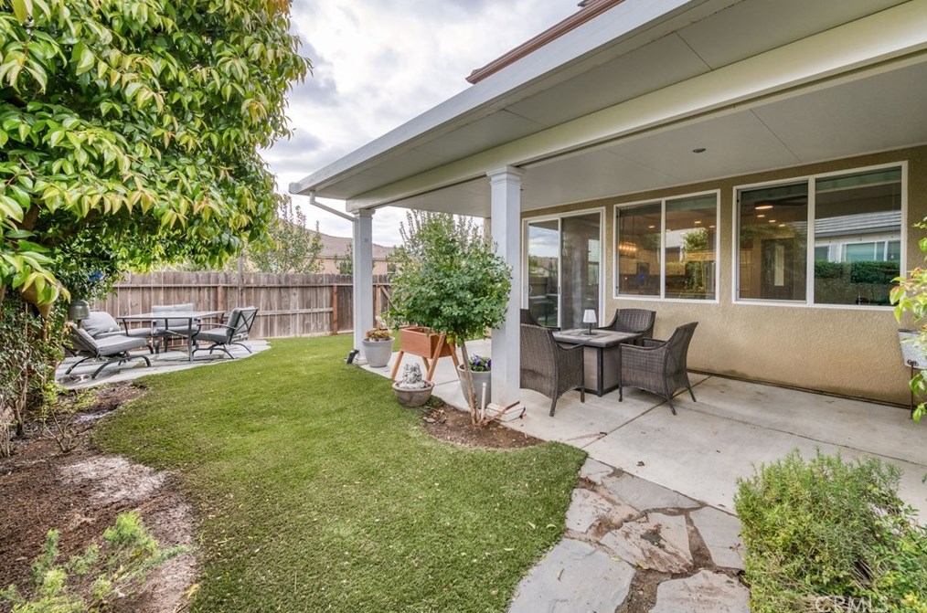 3856 Bellaire Ave, Clovis CA  93619 exterior