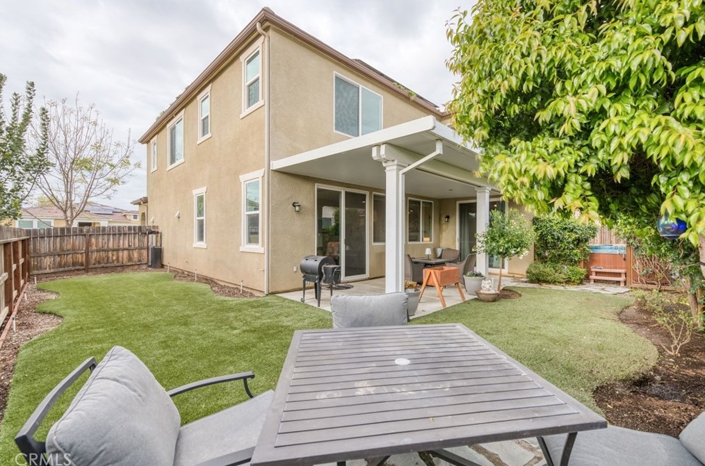 3856 Bellaire Ave, Clovis CA  93619 exterior