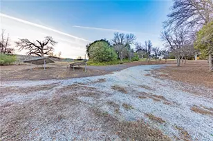 41715 River Falls Rd, Oakhurst, CA 93644 - Photo 8