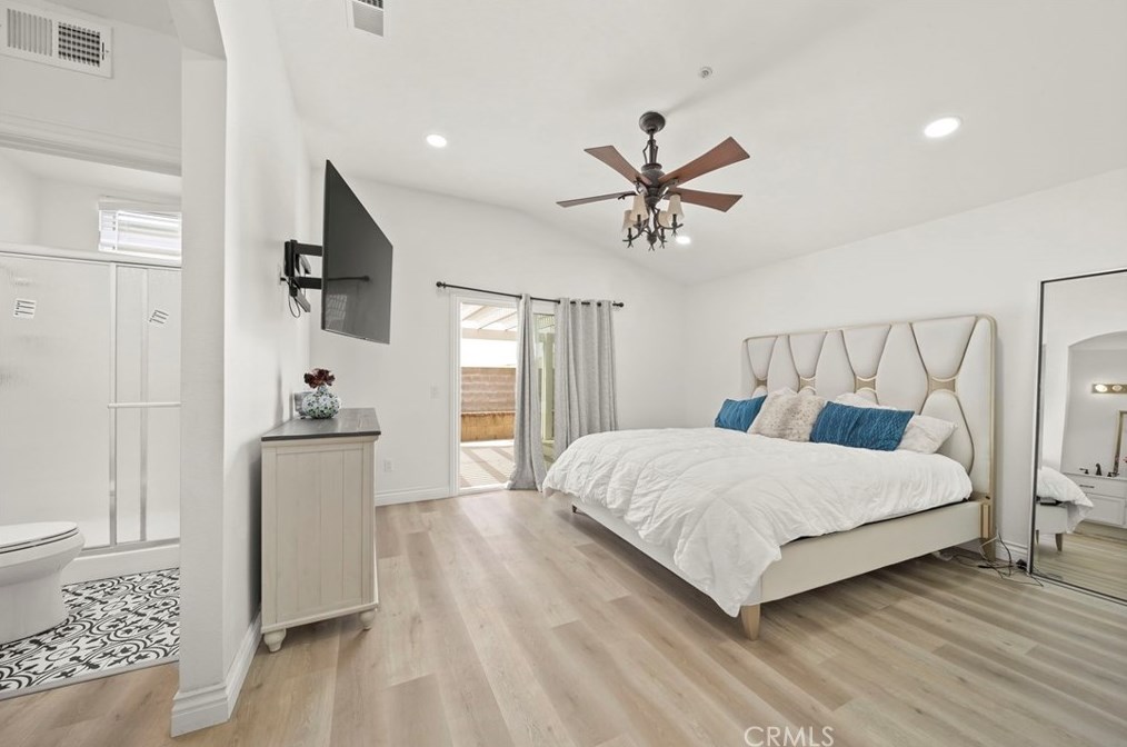 15023 Fox Rdg Dr, Fontana CA 92336-1103 exterior