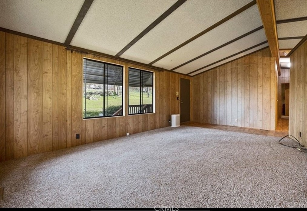 31007 Ruth Hill Rd, Orange Cove CA  93675-9332 exterior