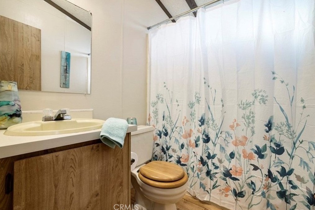 31007 Ruth Hill Rd, Orange Cove CA  93675-9332 exterior