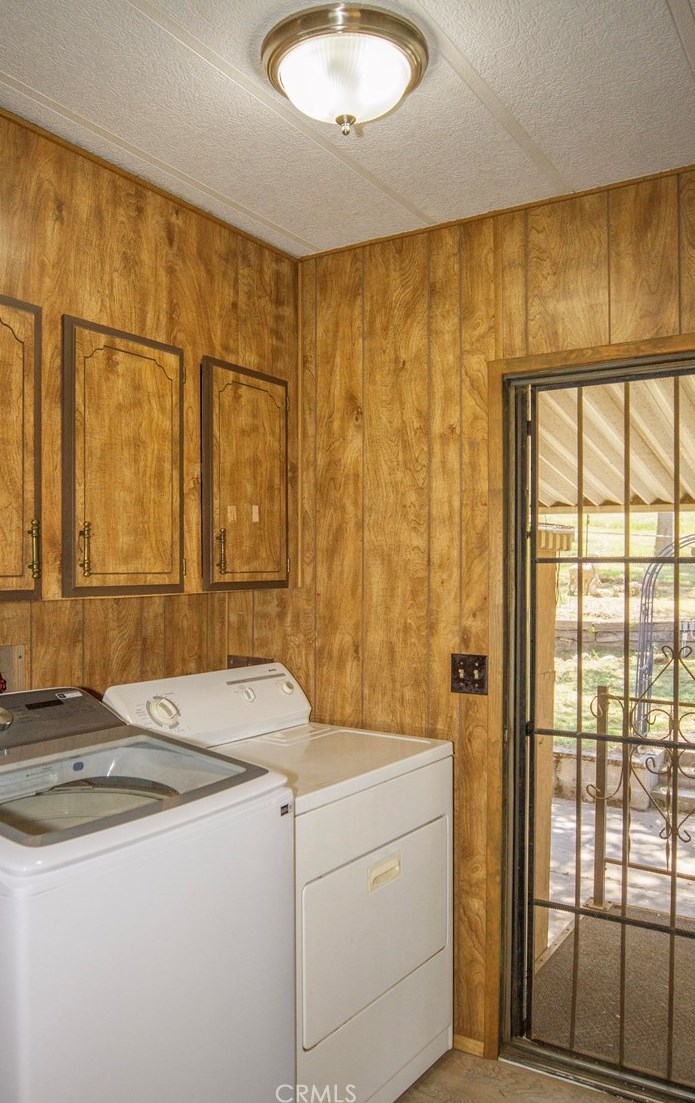 31007 Ruth Hill Rd, Orange Cove CA  93675-9332 exterior